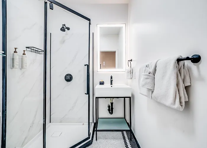 The Beau Hotel Downtown San Diego Gaslamp Quarter