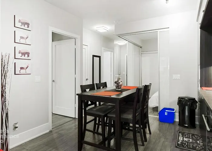 Skyline Suites - Walk To Mtcc, Acc, Rogers Centre & Entertainment District