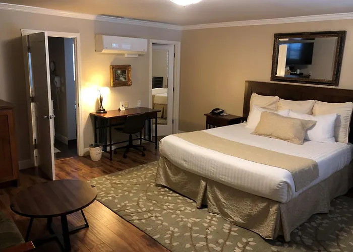 Grass Valley Courtyard Suites