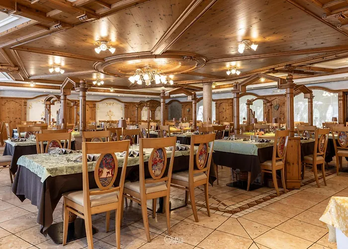 Family Hotel La Perla