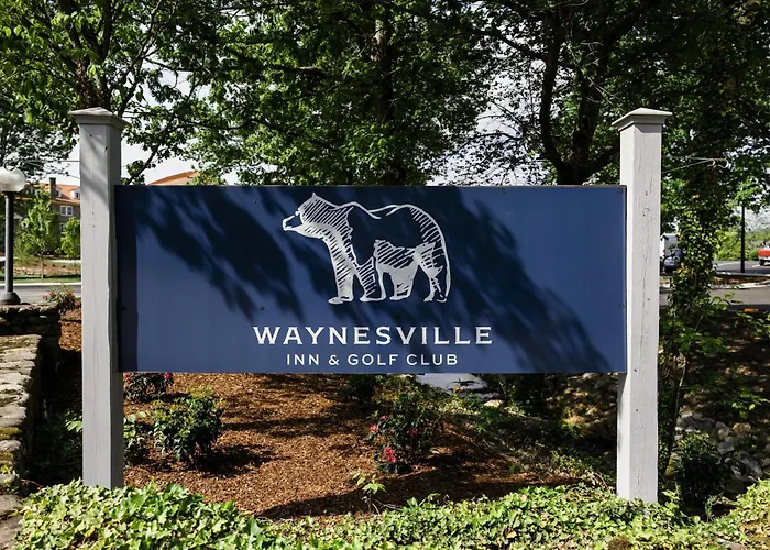 Waynesville Inn And Golf Club, Tapestry Collection By Hilton