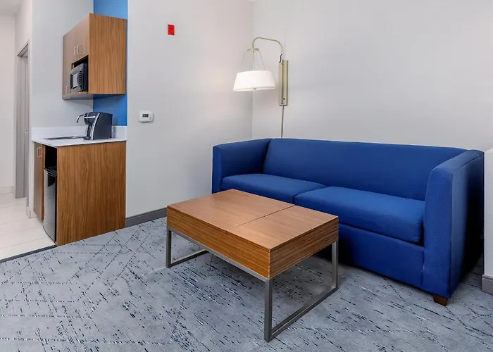Holiday Inn Express Hotel & Suites Medford-Central Point By Ihg