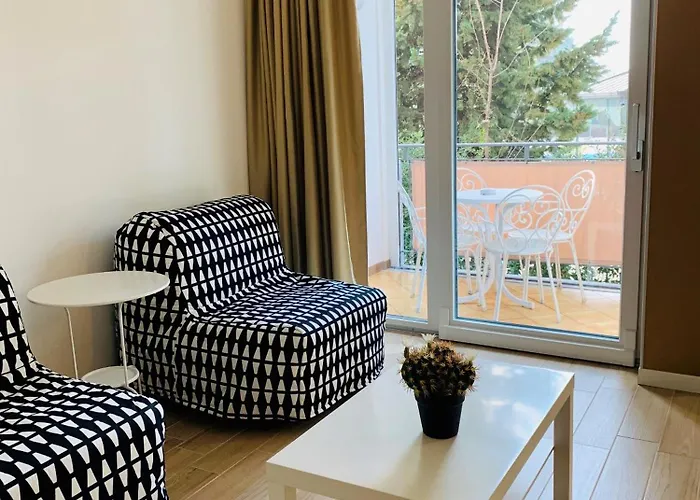 Front Lake Apartment Bardolino