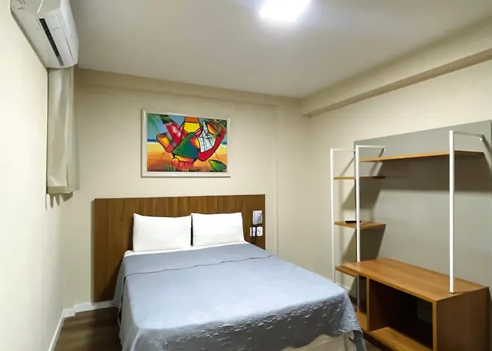 Avelan Plaza Hotel