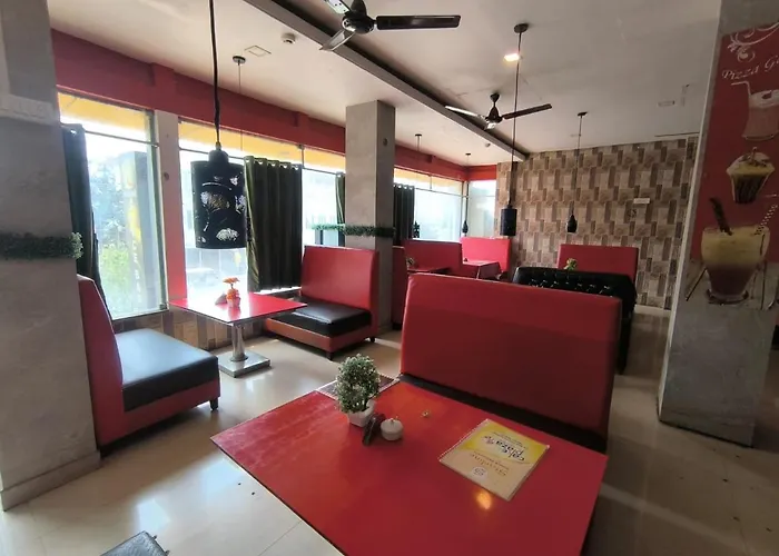 Starline Hotel