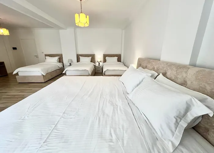 Riviera Boutique Hotel-City Center