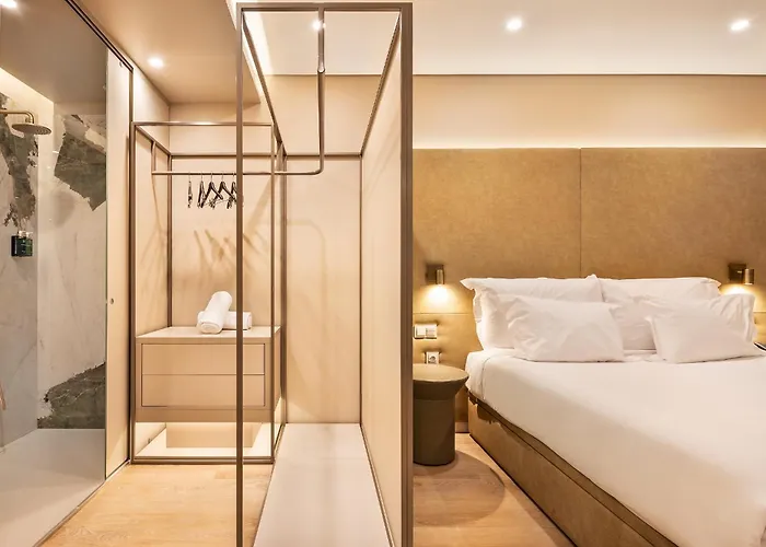 Castelo Suites Hotel