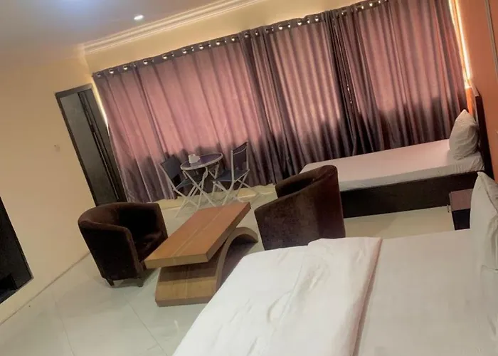Hotel Bougainvillea
