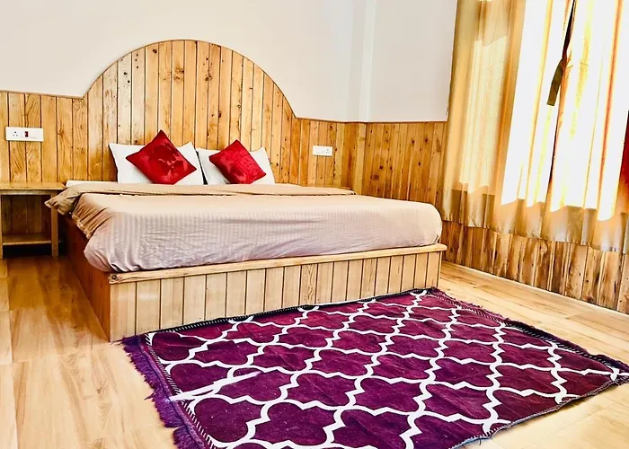 Sharaji Cottage #Premium Room # Cafe #Comforable Stay
