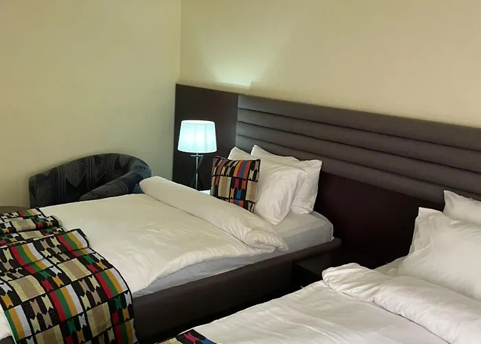 Axari Hotel & Suites
