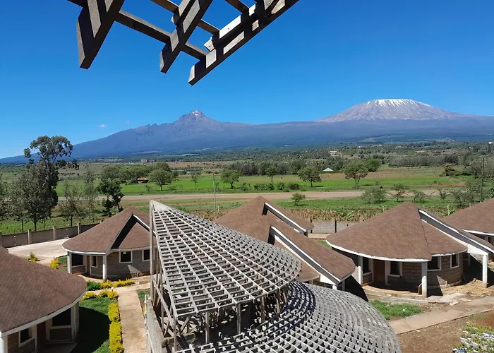 Oloitoktok Airstrip Resort - Amboseli