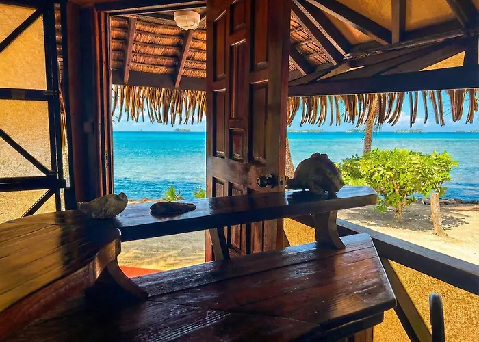Fare Pea Iti Romantic Lodge