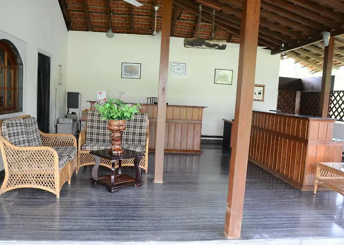 Hotel Arpora Grand