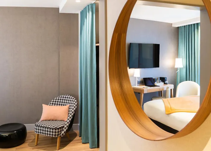 Hobou - Ex Hotel Acanthe