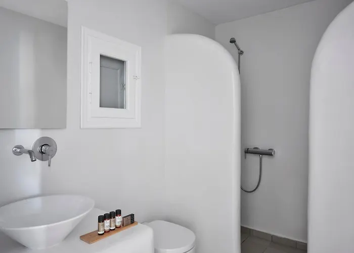 Pietra E Mare - Mykonos Moments By Mr And Mrs White