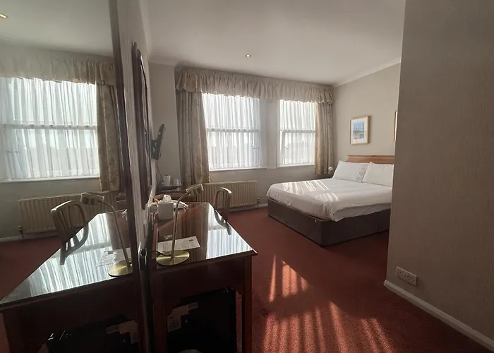 Welbeck Hotel & Apartments Iom