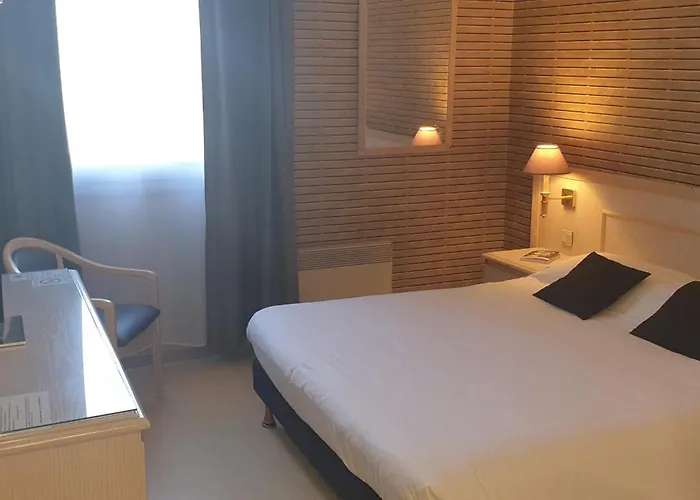 Logis L'Auberge Bourbonnaise - Vichy Sud