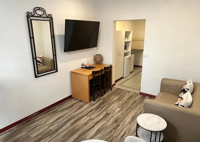 The Esplanade Motel