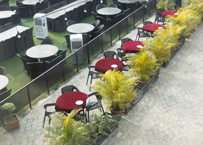 Hotel Kollol By J&Z Group