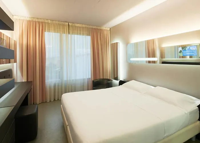 San Ranieri Hotel - Meetings & Pool