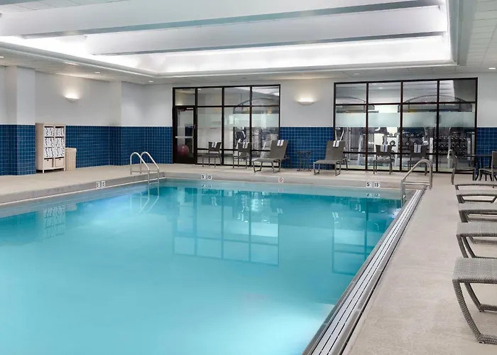 Hampton Inn & Suites Country Club Plaza