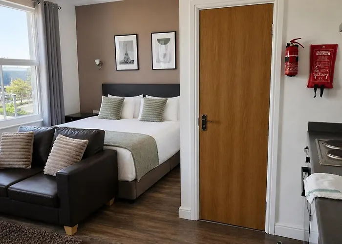 Park Hotel & Apartments