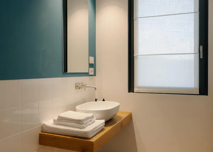 Stilla Rooms & Contemporary Cuisine
