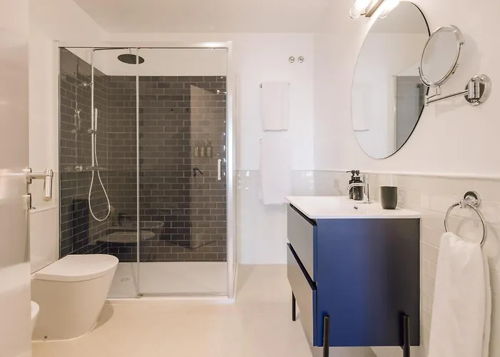 Ando Living - Abrantes 10 House