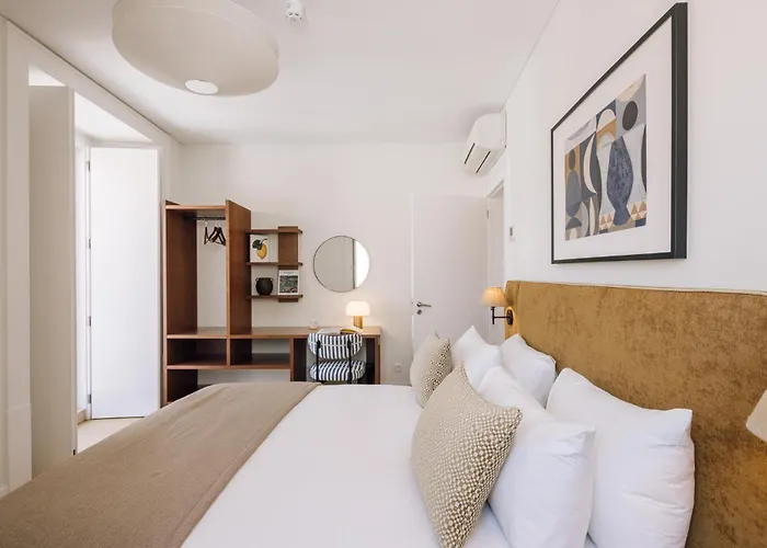 Ando Living - Abrantes 10 House