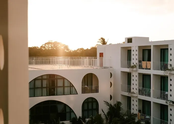 Sugar Marina Hotel -Pop- Kata Beach