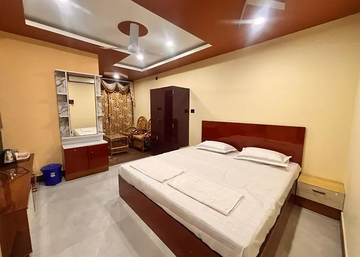 Super Townhouse Guwahati Airport Formerly Hotel White Lily