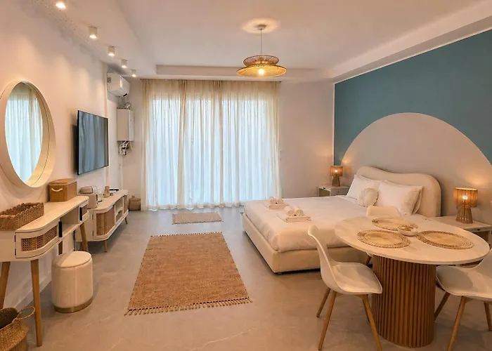 Axxis Beach Sea View Apartments