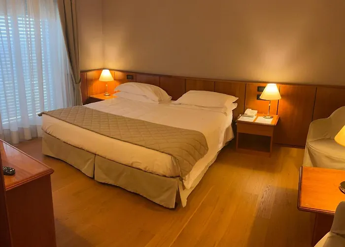 Air Palace Hotel