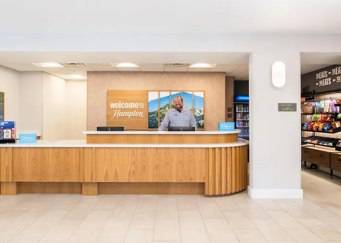 Hampton Inn & Suites Redding