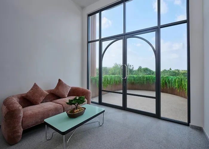 Phetara Hotel Mahachai By Pcl