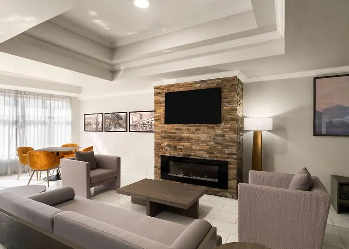 La Quinta Inn & Suites By Wyndham Bessemer