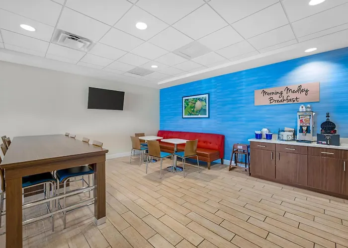 Sleep Inn & Suites Altoona North