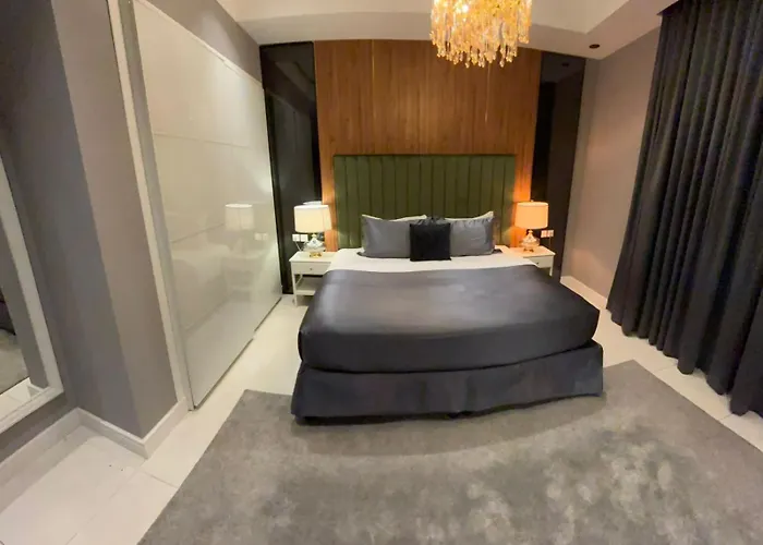 Dana Hotel