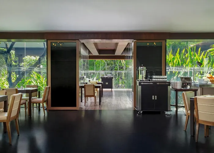 Resorts World Sentosa - Equarius Hotel