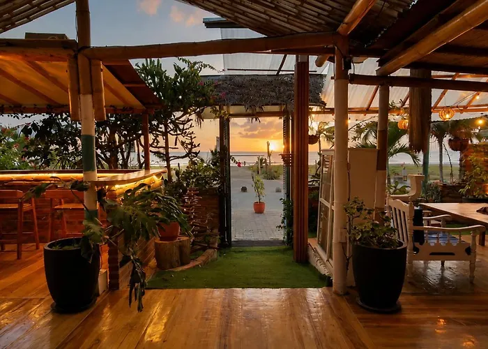 Casita Madame - Frente al Mar con Desayuno Gourmet