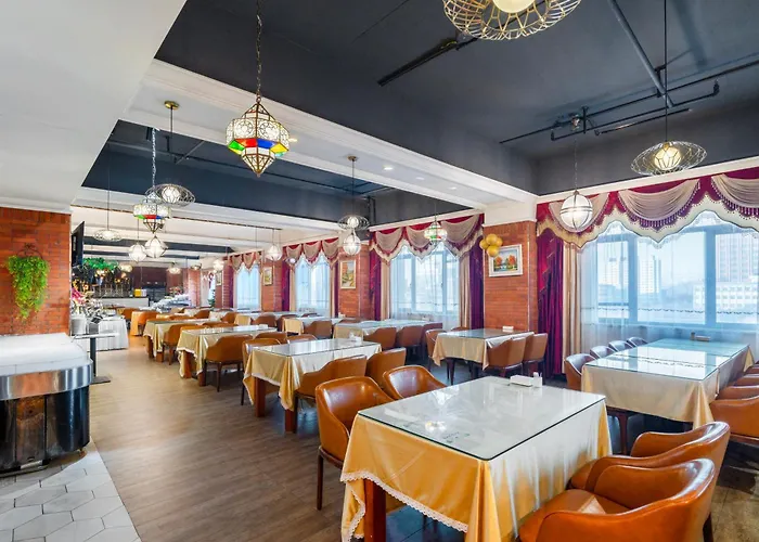 丝路天山酒店伊宁店 Yining Silu Tianshan Hotel