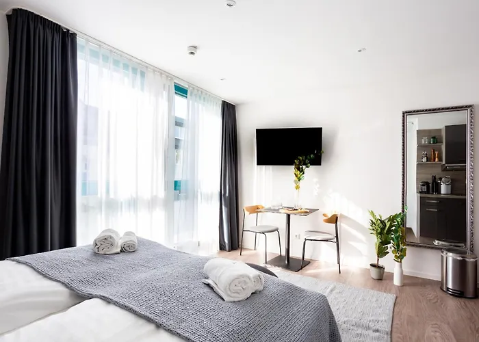 Limehome Koeln Friesenplatz - Digital Access
