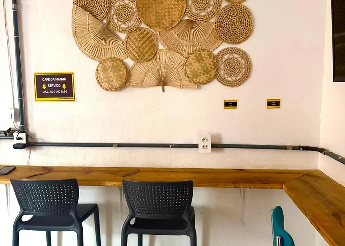 Pinheiros Hostel & Food