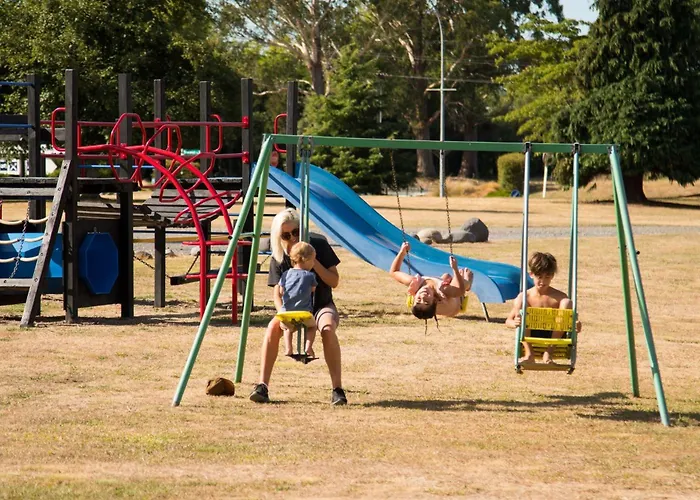 Parklands Motorlodge & Holiday Park Turangi