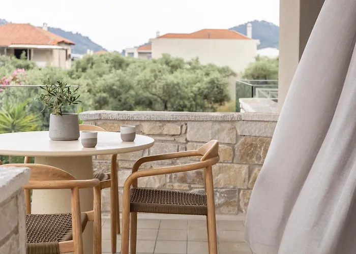 Nikoleta Hotel And Villas