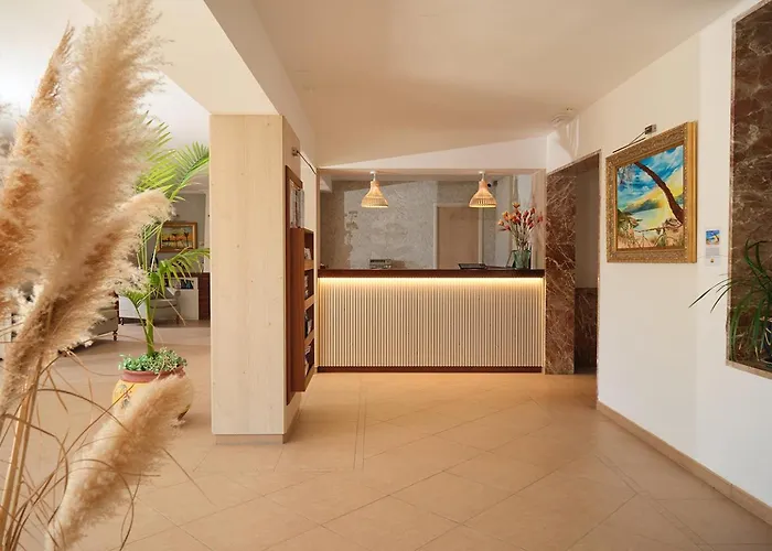Hotel Playa Mondrago