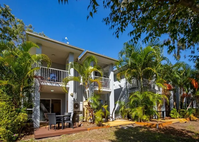 Nrma Treasure Island Holiday Resort