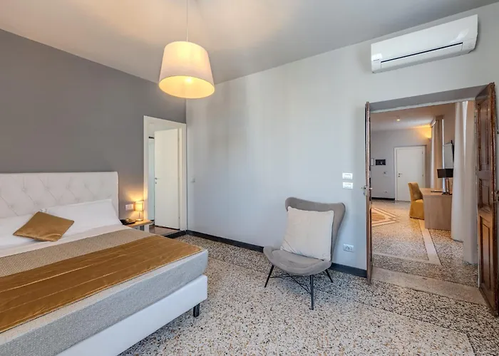 Hnn Luxury Suites
