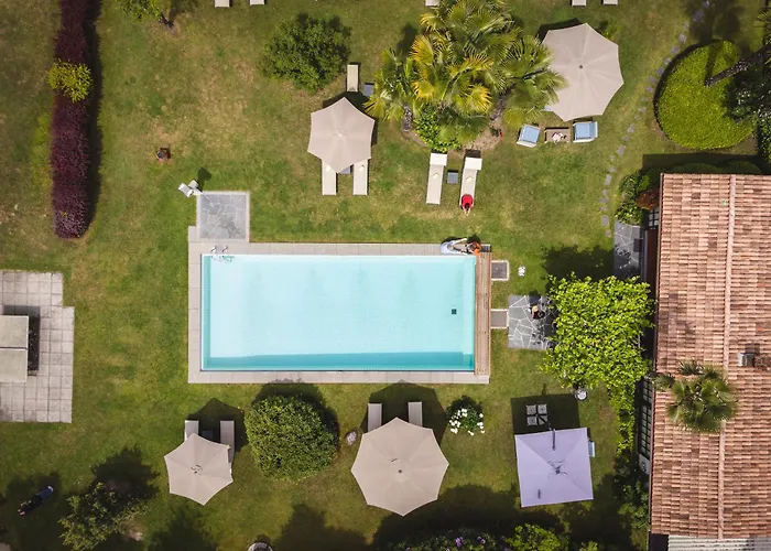 Villa Siesta, Park & Pool Living