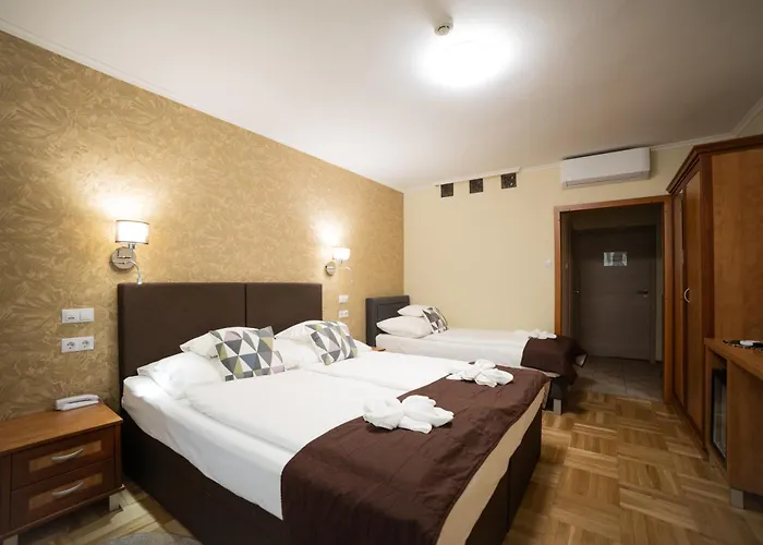 Dom Hotel